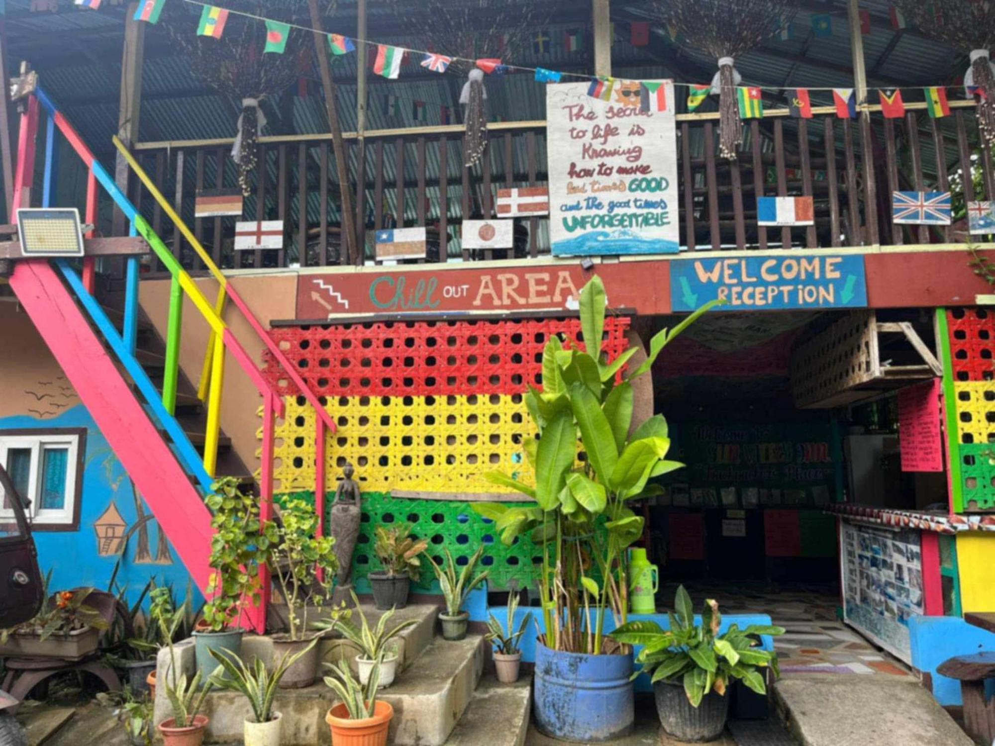 Paradise Budget Palawan Hostel Эль-Нидо Экстерьер фото